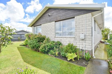 Photo of property in 60 Clydesdale Street, Woolston, Christchurch, 8062