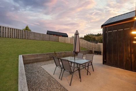 Photo of property in 9 Huxley Place, Lake Hayes, Queenstown, 9304