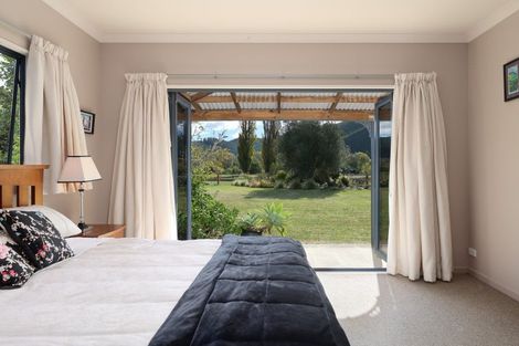 Photo of property in 19 Whiting Drive, Wakefield, 7025