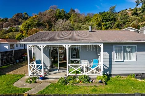 Photo of property in 165 Tahunanui Drive, Tahunanui, Nelson, 7011
