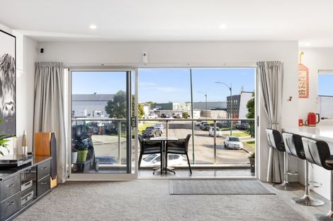 Photo of property in 80b Market Place, Papamoa Beach, Papamoa, 3118