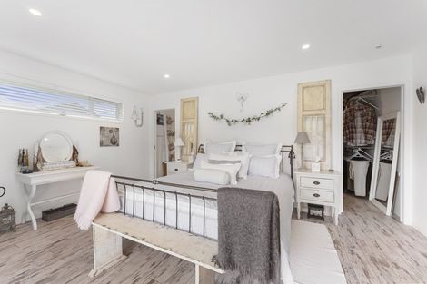 Photo of property in 2 Mercade Close, Stratford, 4332