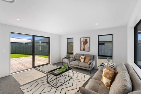 Photo of property in 52 Burnham School Road, Rolleston, 7614