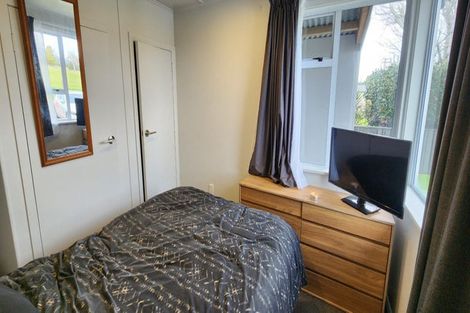 Photo of property in 17 Kairau Road West, Sentry Hill, New Plymouth, 4373