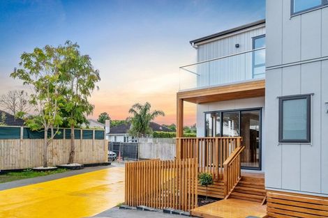 Photo of property in 86a Kervil Avenue, Te Atatu Peninsula, Auckland, 0610