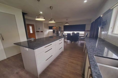 Photo of property in 18 Bellfield Road, Opaheke, Papakura, 2113