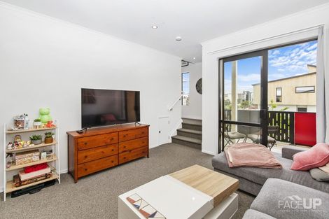 Photo of property in 17 Onekiritea Road, Hobsonville, Auckland, 0616