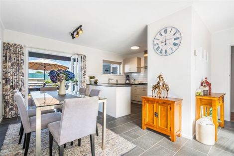 Photo of property in 30 Beazley Crescent, Tikipunga, Whangarei, 0112