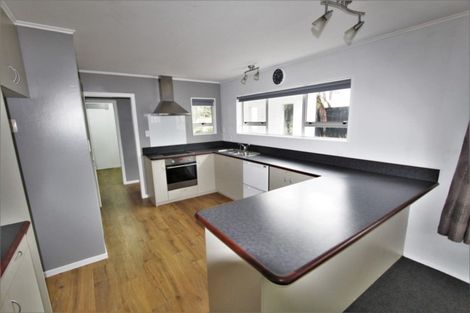 Photo of property in 28 Cullen Crescent, Tokoroa, 3420