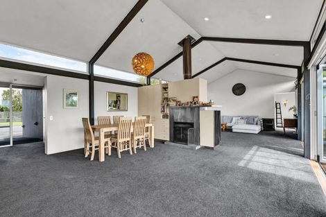 Photo of property in 129 Richmond Road, Brixton, New Plymouth, 4373