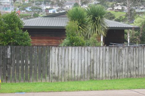 Photo of property in 1/99 Triangle Road, Massey, Auckland, 0614