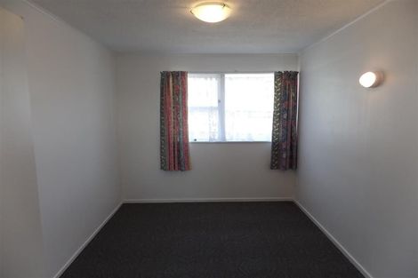 Photo of property in 14 Helena Street, Massey, Auckland, 0614