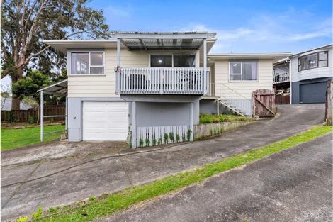 Photo of property in 14 Waari Avenue, Sunnyvale, Auckland, 0612