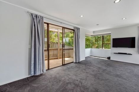 Photo of property in 2/15 Flavia Close, Torbay, Auckland, 0630