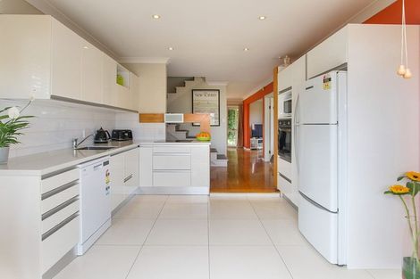 Photo of property in 2/111 Beach Road, Castor Bay, Auckland, 0620