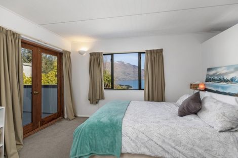 Photo of property in 20b Manchester Place, Queenstown, 9300