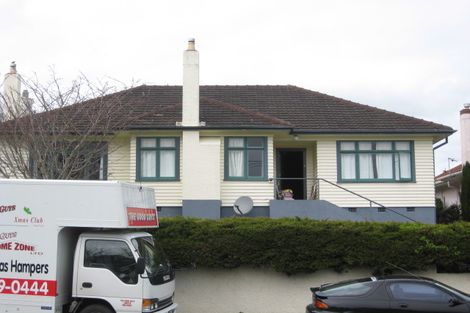 Photo of property in 195 Tukapa Street, Westown, New Plymouth, 4310