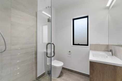 Photo of property in 324u3 Cambridge Road, Hillcrest, Hamilton, 3216
