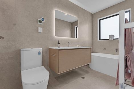 Photo of property in 3 Battersby Lane, Windsor Park, 0632
