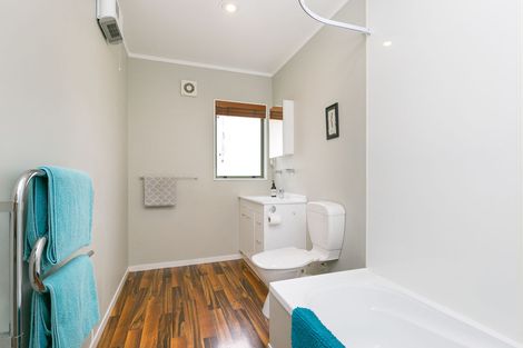 Photo of property in 8 Lingard Grove, Brooklyn, Wellington, 6021