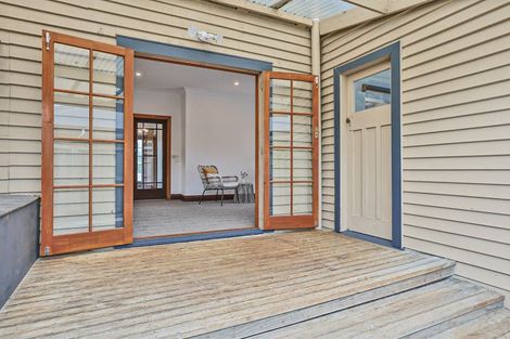 Photo of property in 408 Alexandra Street, Hastings, 4122
