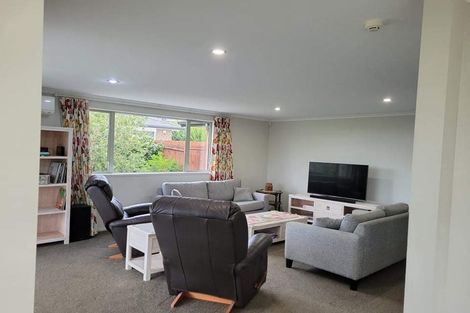 Photo of property in 28 Helenslee Road, Pokeno, 2402