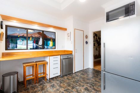 Photo of property in 73 Manly Street, Paraparaumu Beach, Paraparaumu, 5032