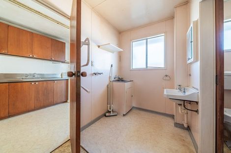 Photo of property in 7/35 Mana Esplanade, Paremata, Porirua, 5026