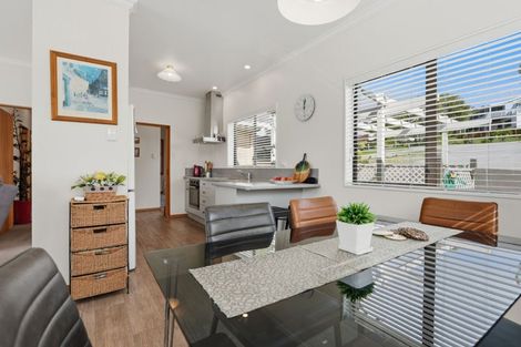 Photo of property in 10 Cable Bay Block Road, Cable Bay, 0420