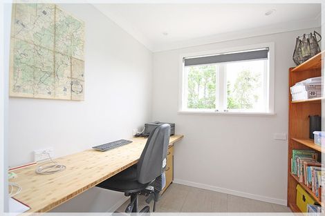 Photo of property in 35 Fairfield Road, Levin, 5510