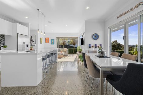 Photo of property in 15 Valley View Way, Bethlehem, Tauranga, 3110