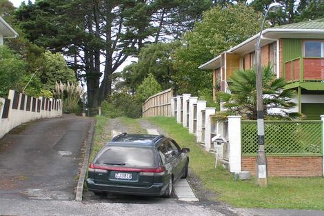 Photo of property in 16 Reynella Drive, Massey, Auckland, 0614