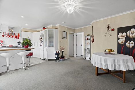 Photo of property in 3 Kentia Avenue, Mount Maunganui, 3116