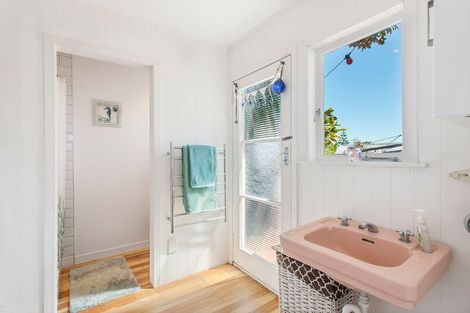 Photo of property in 700 Papamoa Beach Road, Papamoa Beach, Papamoa, 3118