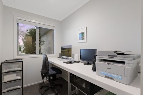 Photo of property in 27 Mortlake Heights, Pyes Pa, Tauranga, 3112