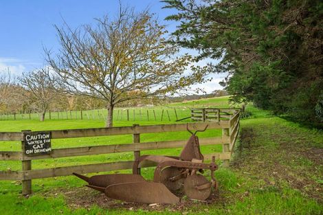 Photo of property in 19 Valley Road, Waitoki, Kaukapakapa, 0871