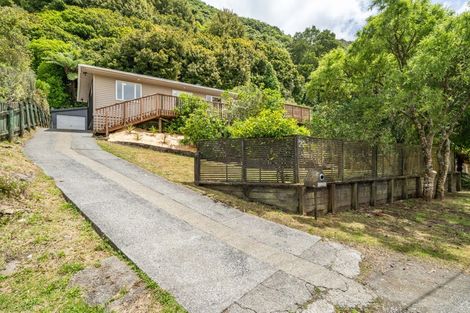 Photo of property in 22 Bridge Road, Birchville, Upper Hutt, 5018