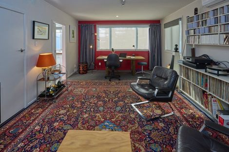 Photo of property in 10 Oxford Terrace, Mount Cook, Wellington, 6021