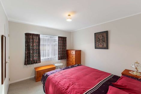 Photo of property in 75 Lakeside Drive, Orewa, 0931