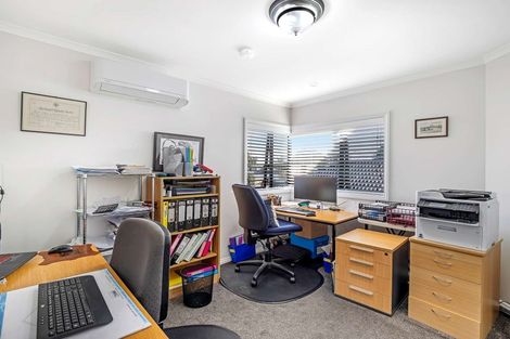 Photo of property in 112a Fitzroy Street, Terrace End, Palmerston North, 4410