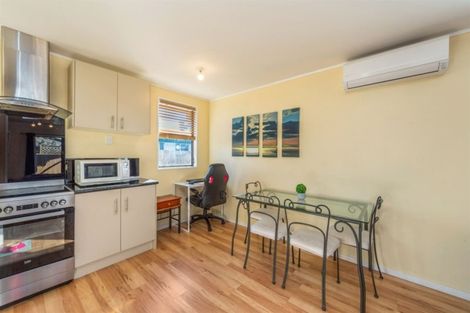 Photo of property in 76e Bandon Street, Frankton, Hamilton, 3204
