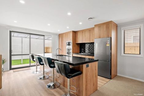 Photo of property in 30 Kauri Heart Avenue, Takanini, 2112