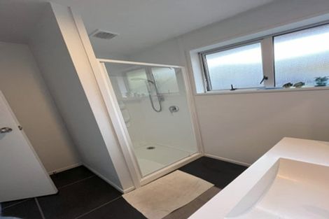 Photo of property in 71 Parkstone Avenue, Avonhead, Christchurch, 8042