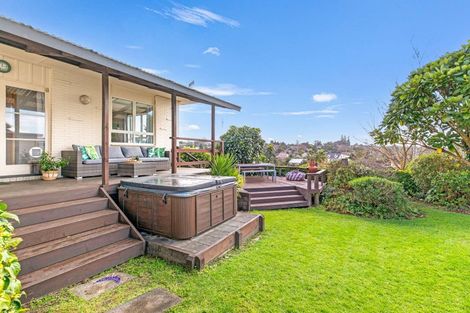 Photo of property in 32 Woodford Avenue, Brookfield, Tauranga, 3110