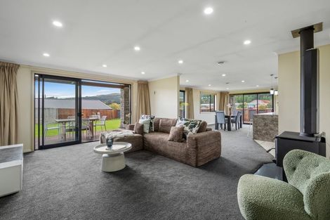 Photo of property in 6 Grandvista Drive, Green Island, Dunedin, 9018