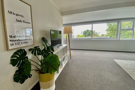 Photo of property in 2/11 Sanders Avenue, Takapuna, Auckland, 0622