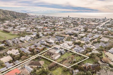 Photo of property in 41 Campbell Street, Sumner, Christchurch, 8081