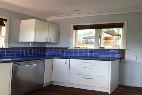 Photo of property in 15 Toru Street, Te Atatu Peninsula, Auckland, 0610