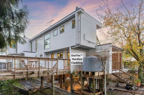 Photo of property in 21a Lyons Avenue, Murrays Bay, Auckland, 0630