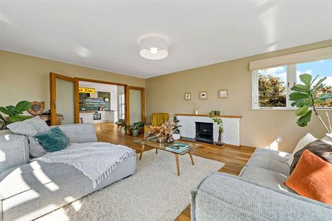 Photo of property in 119 Matipo Road, Te Atatu Peninsula, Auckland, 0610